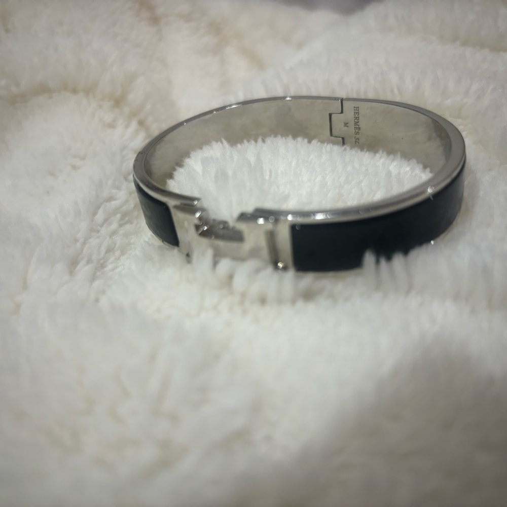 Hermes bracelet excellent condition